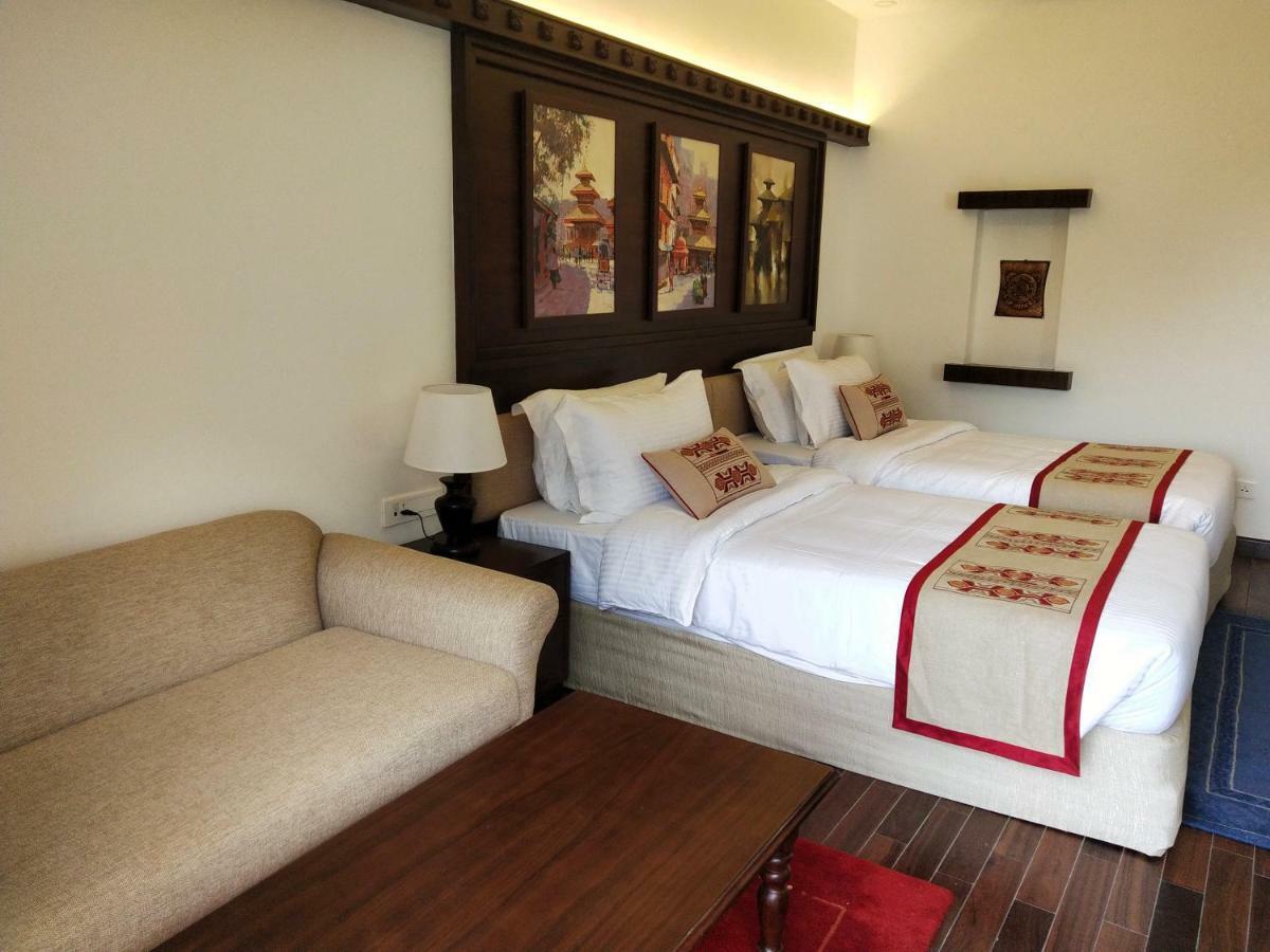 Chandragiri Hills Resort Thānkot Exteriör bild