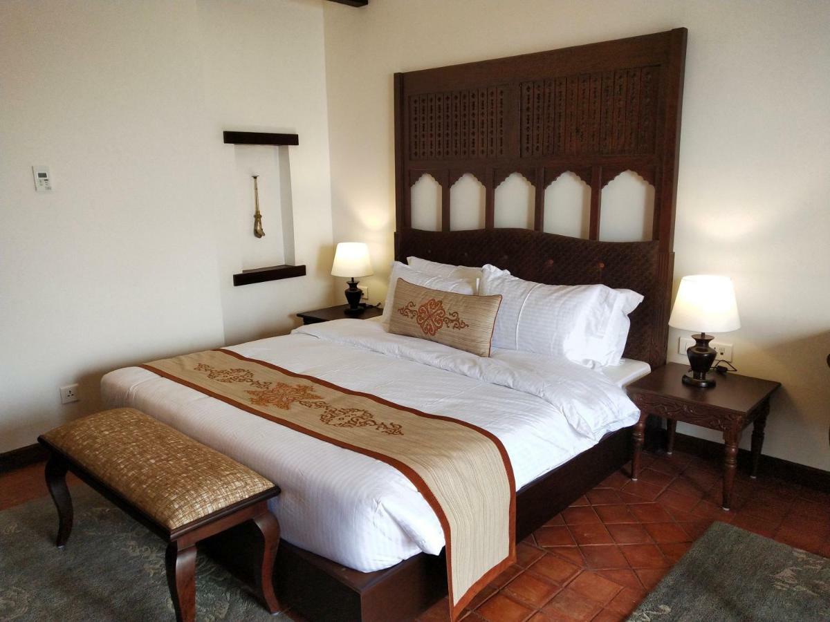 Chandragiri Hills Resort Thānkot Exteriör bild