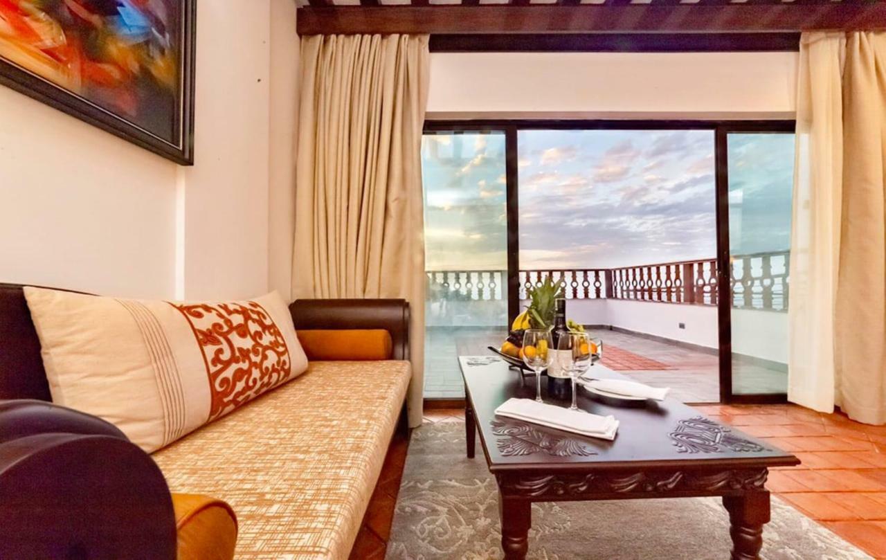 Chandragiri Hills Resort Thānkot Exteriör bild