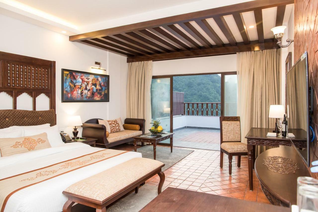Chandragiri Hills Resort Thānkot Exteriör bild