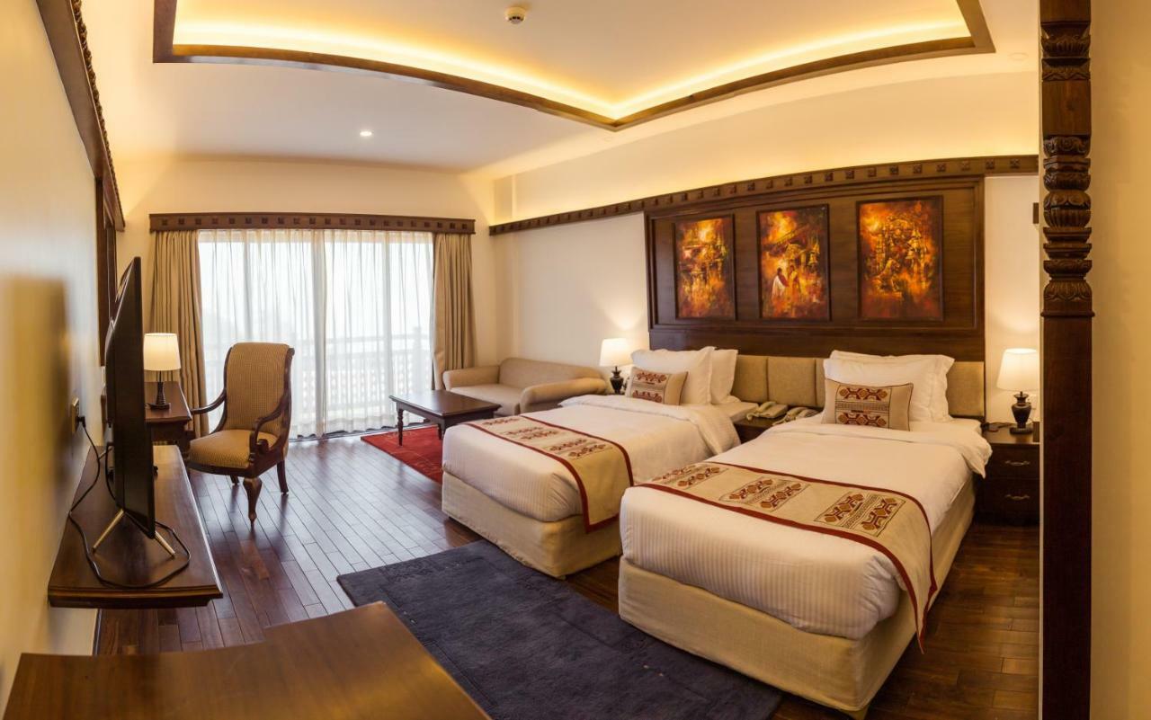 Chandragiri Hills Resort Thānkot Exteriör bild