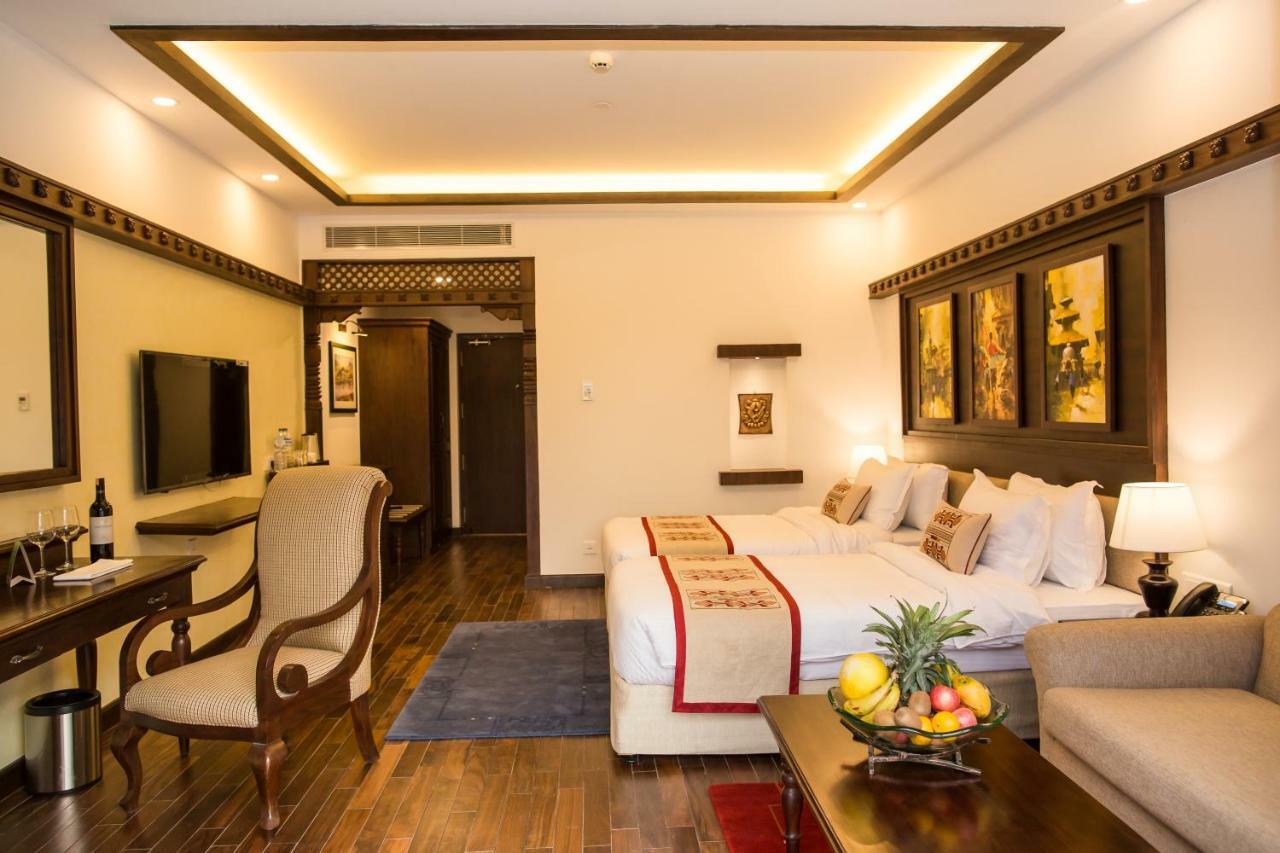 Chandragiri Hills Resort Thānkot Exteriör bild