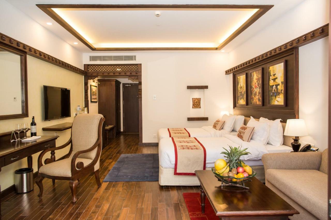 Chandragiri Hills Resort Thānkot Exteriör bild